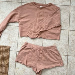 sweater and shorts lounge set